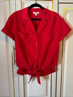 H Halston Red Short-Sleeve Button Front Tie Blouse